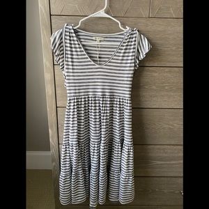 Max Studio NWT blue white striped dress XS